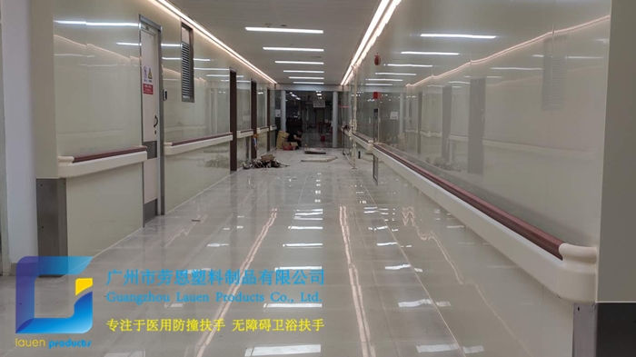 【廣東廣州】防撞扶手是用什么材料生產(chǎn)的？它的特點是什么？